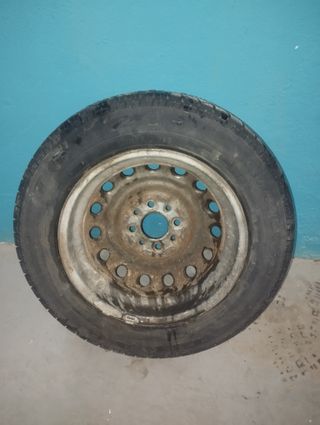 Rueda NUEVA Seat 127 850 - Rueda llanta NUEVA como