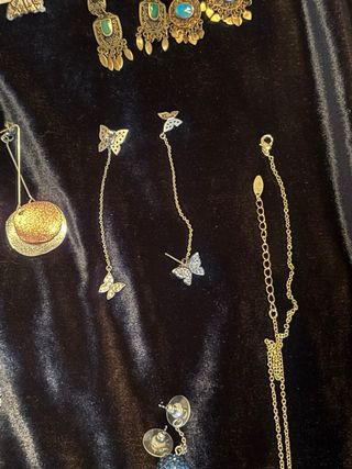 Oportunidad!!Lote bisutería: piedras, plata y más.