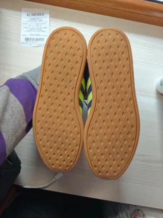 Zapatillas Adidas Azul y amarillo