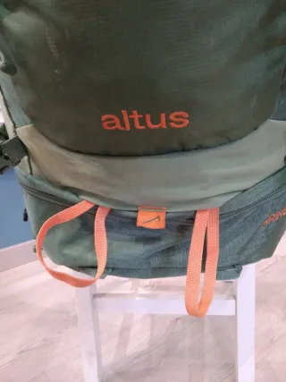 Zaino da trekking Altus Pirenei 40L