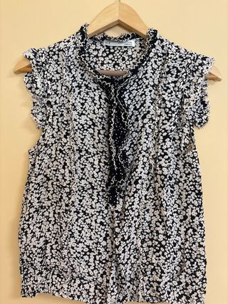 Blusa de verano floral