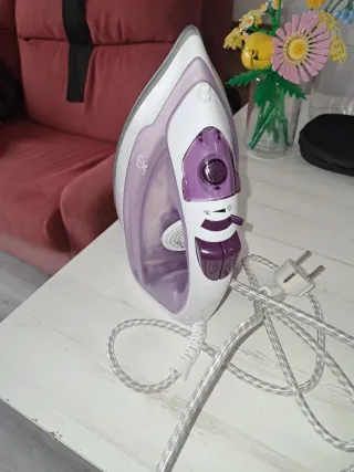 Plancha de ropa con vapor