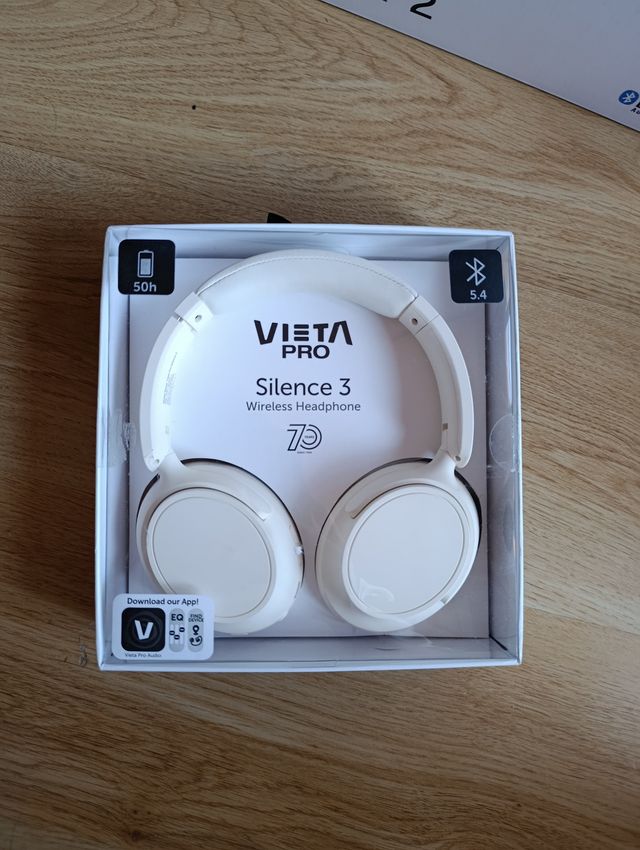 Altavoz Vieta Pro Party 11 y Auriculares Silence 3