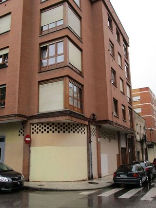 Local comercial en venta en La Calzada en Gijón