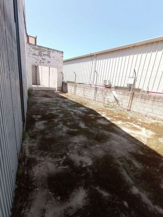Nave industrial en venta en Zona de la Vega en Antequera