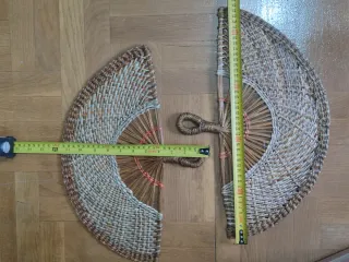 2 ventagli decorativi in tessuto