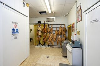 Edificio en venta en Illora