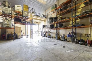Nave industrial en venta en Reyes Católicos en Alcalá de Henares