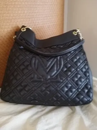 Bolso Love Moschino Negro Acolchado