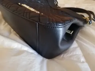 Bolso Love Moschino Negro Acolchado