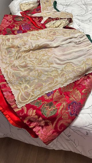 Traje de Fallera Niña Rojo y Dorado