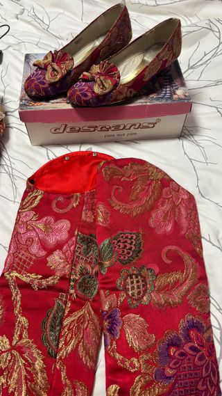 Traje de Fallera Niña Rojo y Dorado