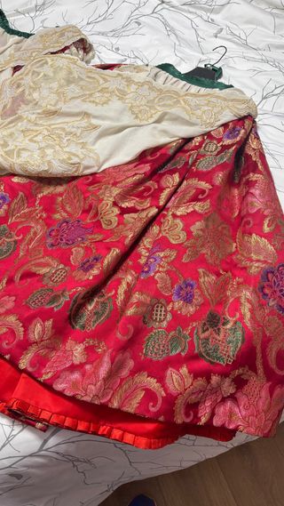 Traje de Fallera Niña Rojo y Dorado