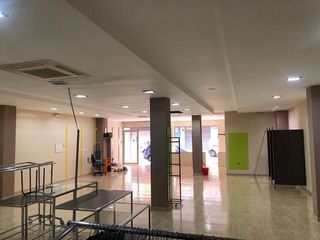 Local comercial en venta en Las Islas en Sagunto