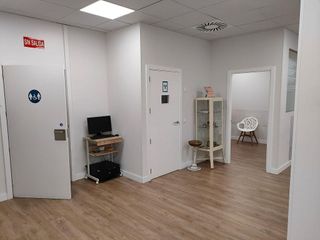 Local comercial en venta en Ensanche en Alcalá de Henares