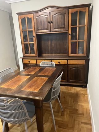 Mesa de madera maciza