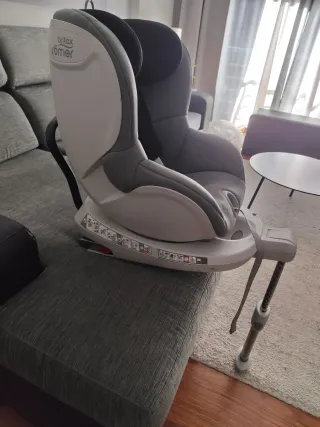 Silla coche Britax Römer gris