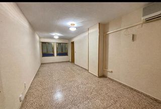 Piso en venta en Carolinas Altas en Alicante