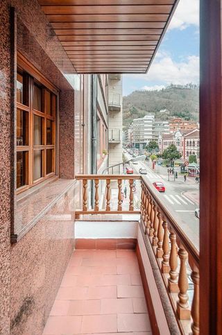 Piso en venta en La Villa - Bazuelo en Mieres