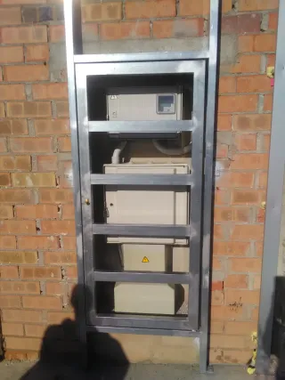 Soldador, herrero, calderero precio económico.