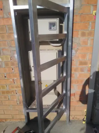 Soldador, herrero, calderero precio económico.