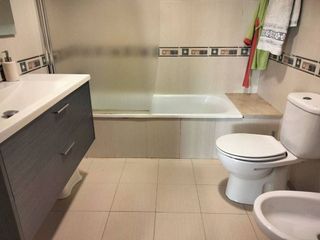 Piso en venta en Zona Piscinas en Burriana