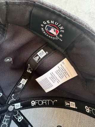 Gorra New Era 9FORTY Mujer Rosa Gris