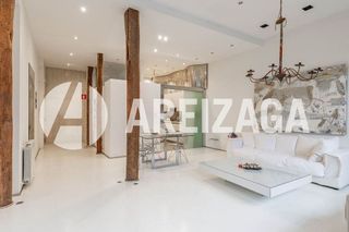 Piso en venta en Parte Vieja en San Sebastián-Donostia