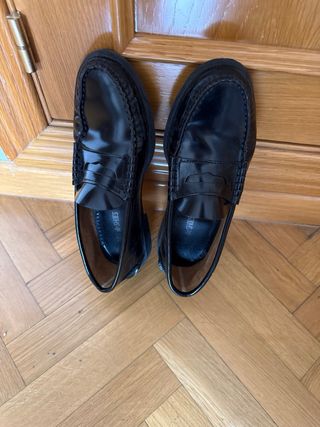 Zapatos castellanos niño negro talla 39 .