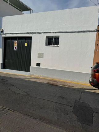Local comercial en venta en La Banda - Campo de Fútbol en Chiclana de la Frontera