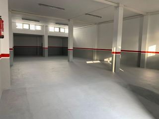 Local comercial en venta en La Banda - Campo de Fútbol en Chiclana de la Frontera
