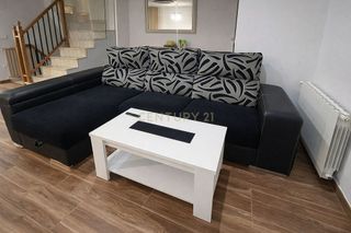 Casa adosada en alquiler en Aldaia