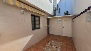 Casa adosada en alquiler en Aldaia