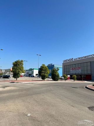 Local comercial en venta en Lucena