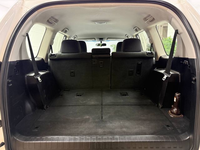TOYOTA Land Cruiser D-4D GX desde 569€/mes*