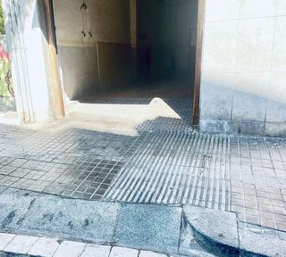 Local comercial en venta en Can Baró en Barcelona