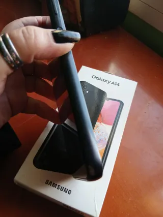 Samsung Galaxy A14 - 128GB / 4GB RAM (Leer descrip