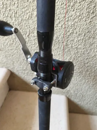 Mulinello da traina e canna da pesca