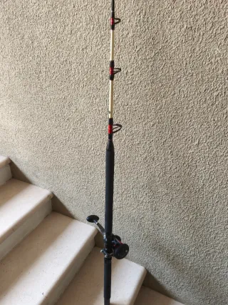 Mulinello da traina e canna da pesca