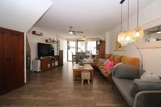 Casa adosada en venta en Las Cancelas - Valdeolletas en Marbella