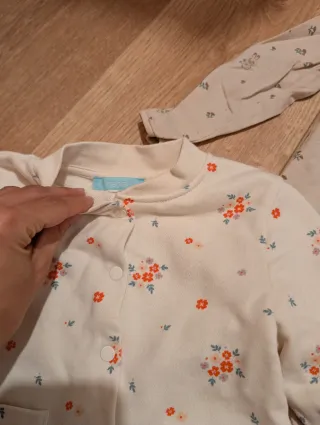 Lote Ropa Bebé 80cm: Chaqueta, Body, Camisetas...