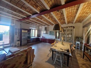 Chalet en venta en PAU 2-600 en Puertollano