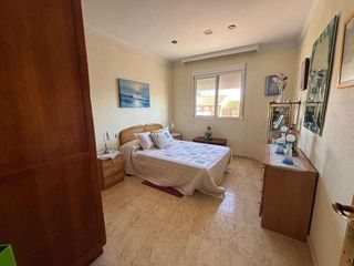 Casa adosada en venta en Ceutí