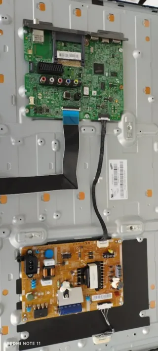 Piezas TV Samsung UE32F4000 - Pantalla Mal