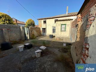 Casa adosada en venta en Rueda
