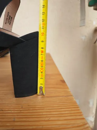 Sandalias de tacón negras