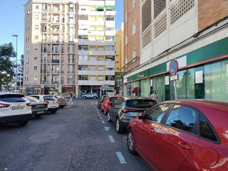 Local comercial en alquiler en Viaplana en Huelva