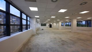 Oficina en alquiler en La Paz en Madrid