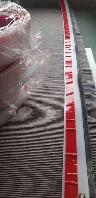 Tira Adhesiva Silicona Puertas - Nueva