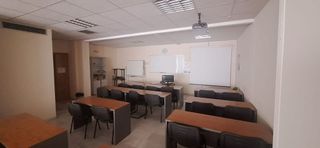 Oficina en alquiler en Carranque - Haza Cuevas en Málaga